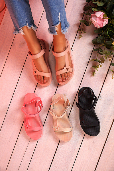 Černé dámské ploché sandály Ostoy-Footwear