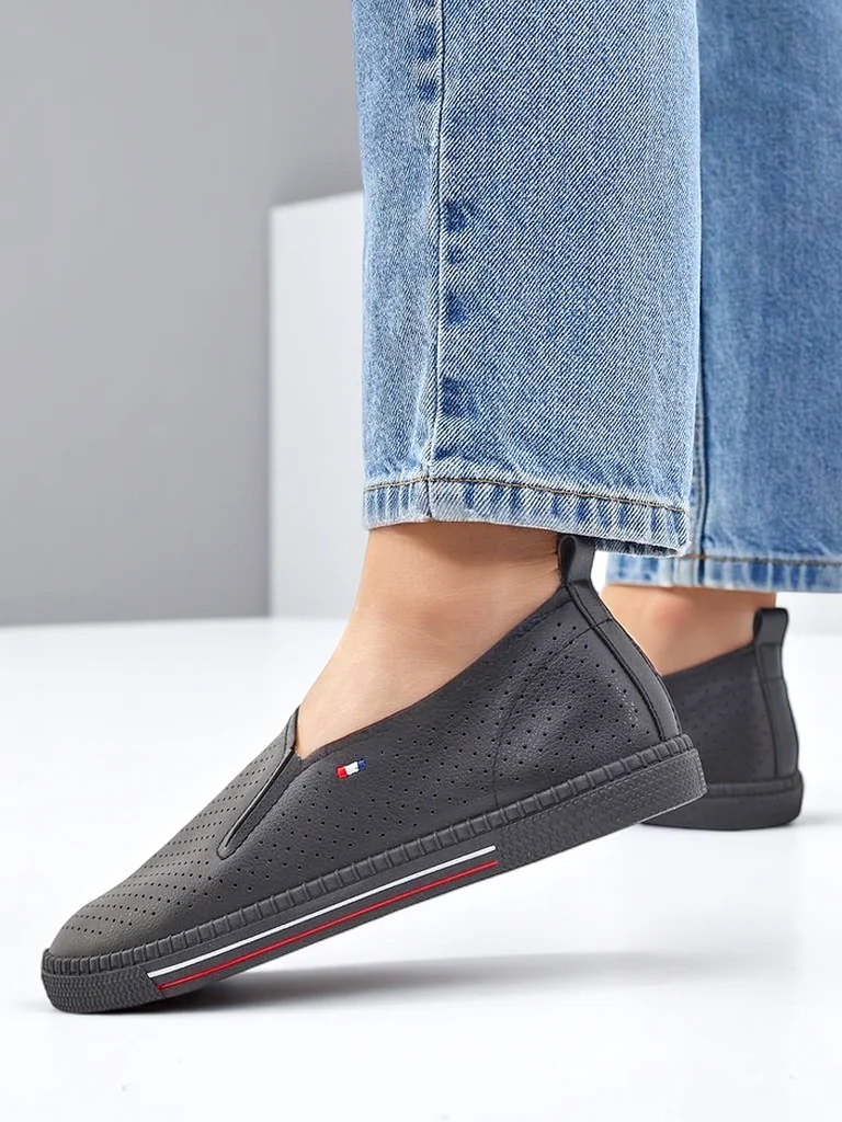 Royalfashion Dámské perforované nazouvací boty Vielles