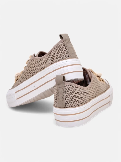 Royalfashion Жіночі кросівки на шнурівці з декораціями Osdo