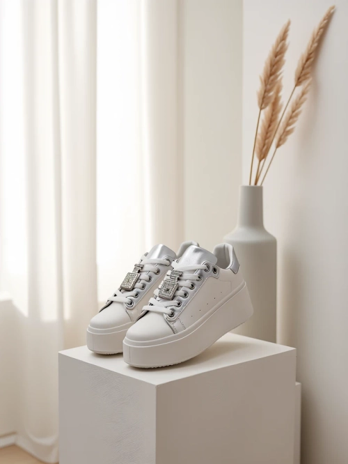 Royalfashion Жіночі спортивні кросівки Kisoffi