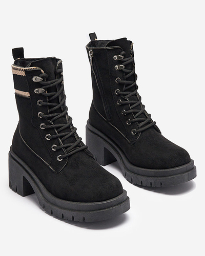 Černé traperské boty na jehle Koidoo- Obuwie