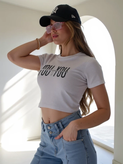 Royalfashion Dámský bavlněný crop top s nápisem