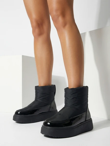 Royalfashion Black Maderta slip-on dámské sněhule