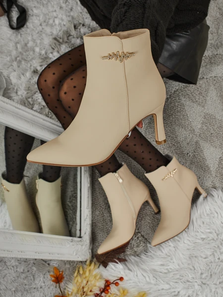 Dámské kotníkové boty na jehlovém podpatku Meloria