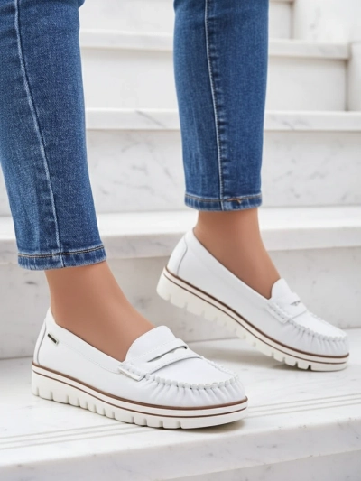 Bílé Mokasíny Eleganza Z Jarní Kolekce