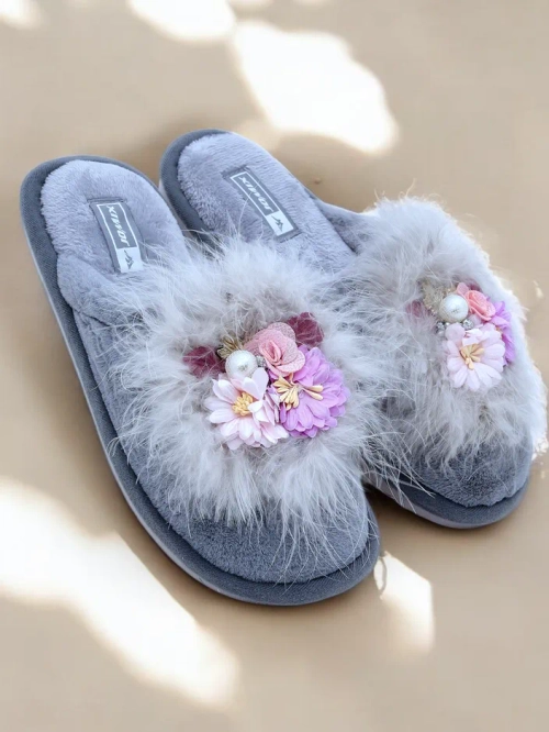 Royalfashion Жіночі теплі капці з квітами Ederra