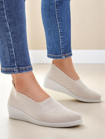 Royalfashion Dámské loafers na nízkém klínu Epoles