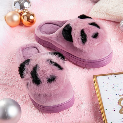 Fialové pantofle s obrázkem Panda - Obuv 1