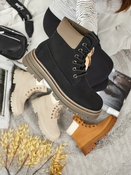 Dámské kotníkové boty traper Avienne