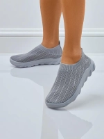 голубий сірий