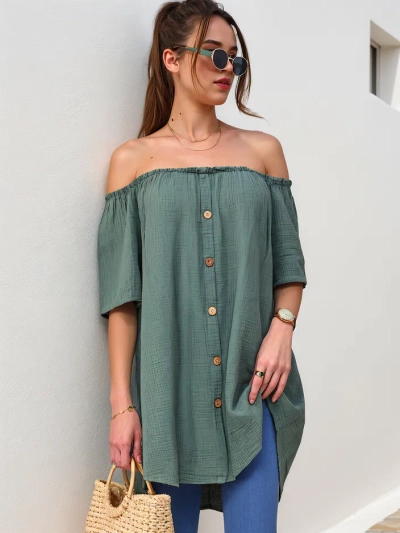 Royalfashion Bavlněná dámská blůza a'la španělská s dekorativními knoflíky