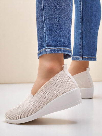 Royalfashion Dámské loafers na nízkém klínu Epoles