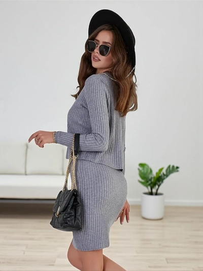 Royalfashion Жіночий комплект зі светром та сукнею