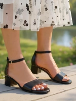 černý || inny kolor