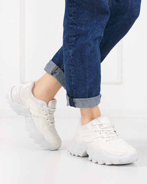 OUTLET Білі спортивні кеди жіночі Bayart - Взуття