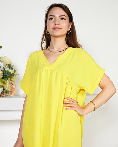 Жовта пляжна сукня міді